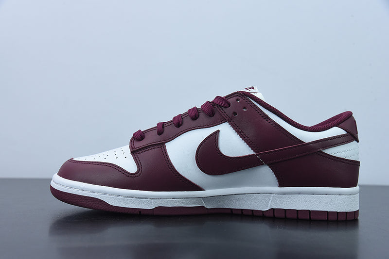 Nike SB Dunk Low Bordeaux