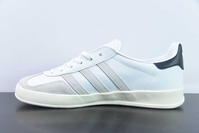 adidas - Kith Classic