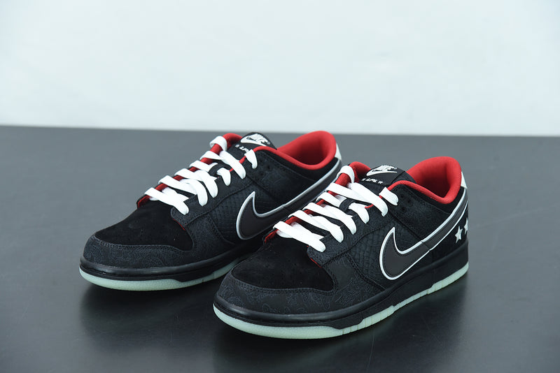 Nike Dunk Low x LPL League of Legends