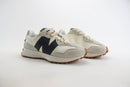 New Balance 327 Moonbeam Black Gum