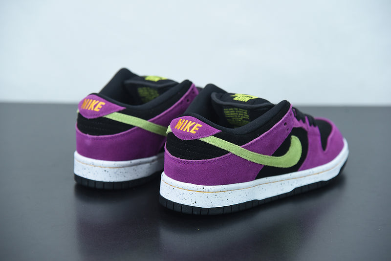 Nike SB Dunk Low Pro ACG Terra Red Plum