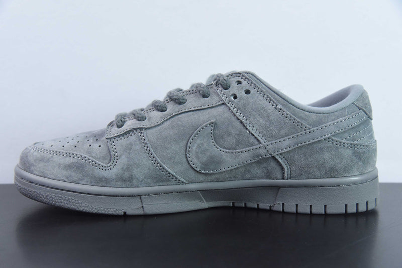 Nike Dunk Low x Supreme 'Grey'