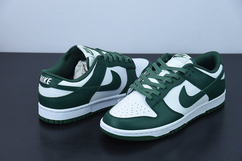 Nike Dunk Low "Michigan State"