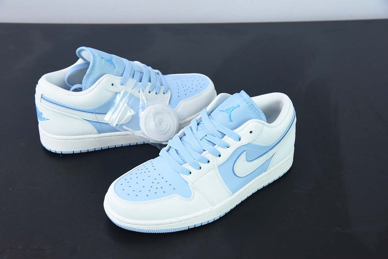 Nike Air Jordan 1 - Low SE Reverse Ice Blue