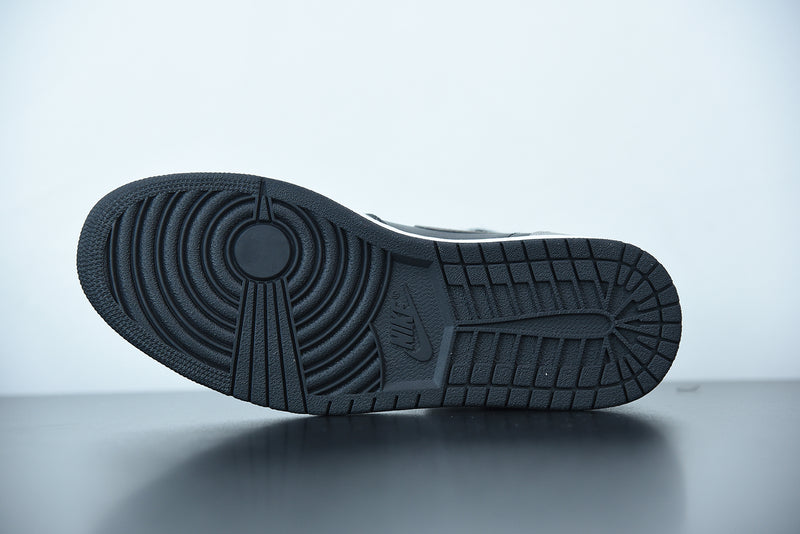 Nike Air Jordan 1 - Retro High Shadow
