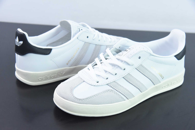 adidas - Kith Classic
