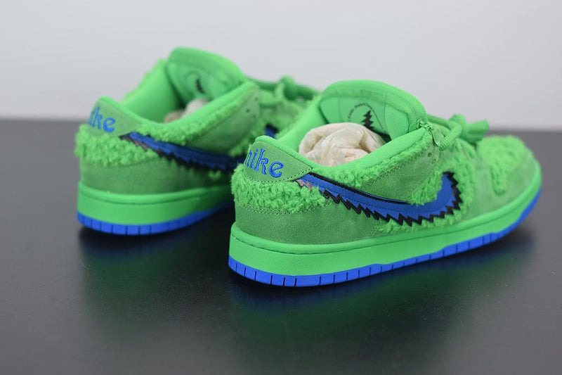 Nike SB Dunk Low Grateful Dead Bears Green