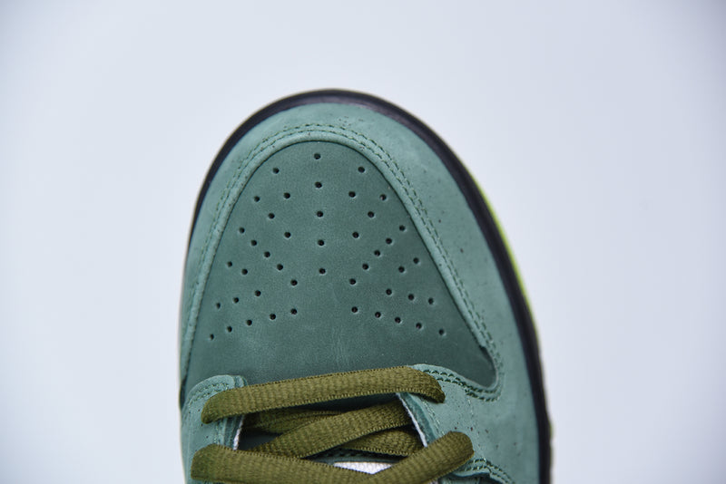 Nike SB Dunk Low x Conceps "Green Lobster"