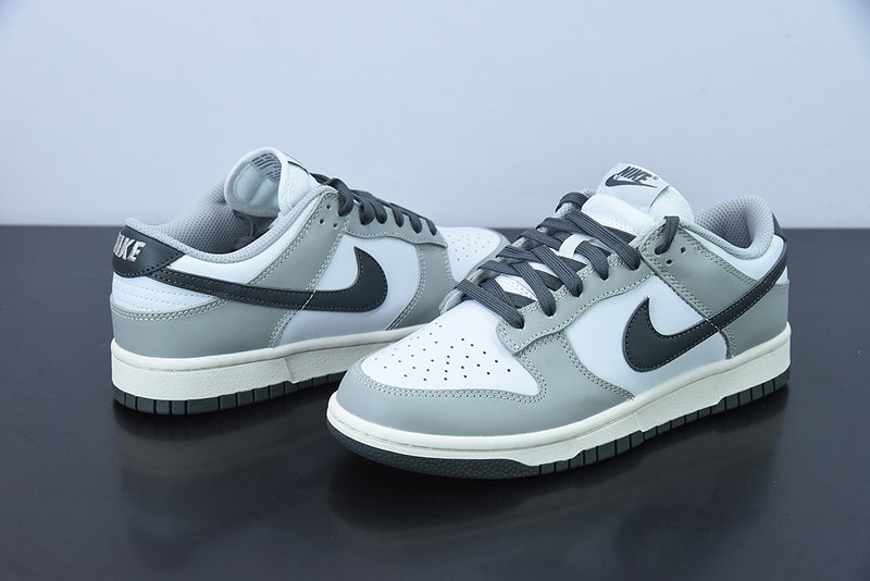 Nike Dunk Low Light Smoke Grey