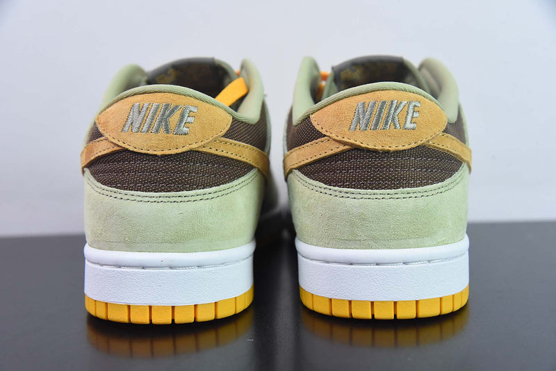 Nike Dunk Low 'Dusty Olive'