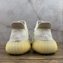adidas - Yeezy 350 Boost V2