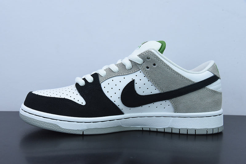 Nike SB Dunk Low Chlorophyll