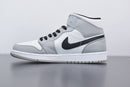 Nike Air Jordan 1 - Mid Light Smoke Grey