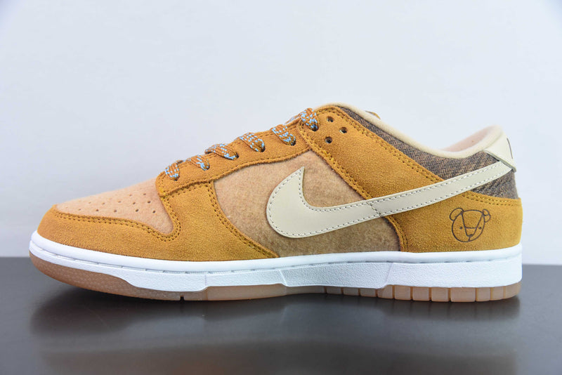 Nike Dunk Low SE Teddy Bear Praline