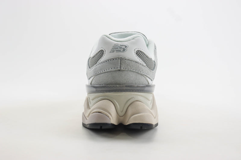 New Balance 9060 Grey