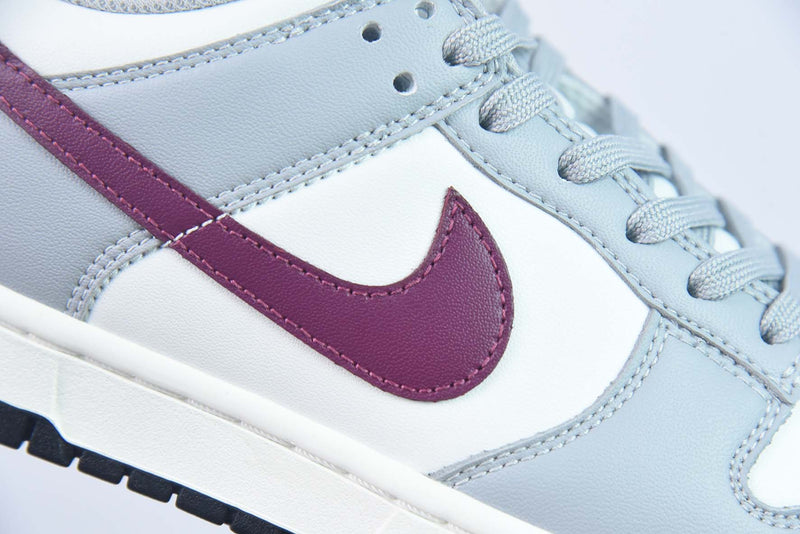 Nike SB Dunk Low RETRO "Grey White"