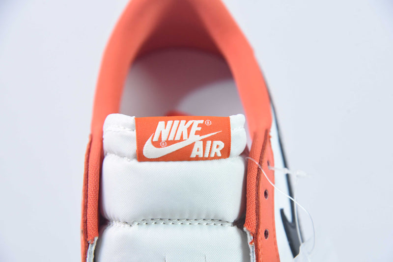 Nike Air Jordan 1 - Low Starfish