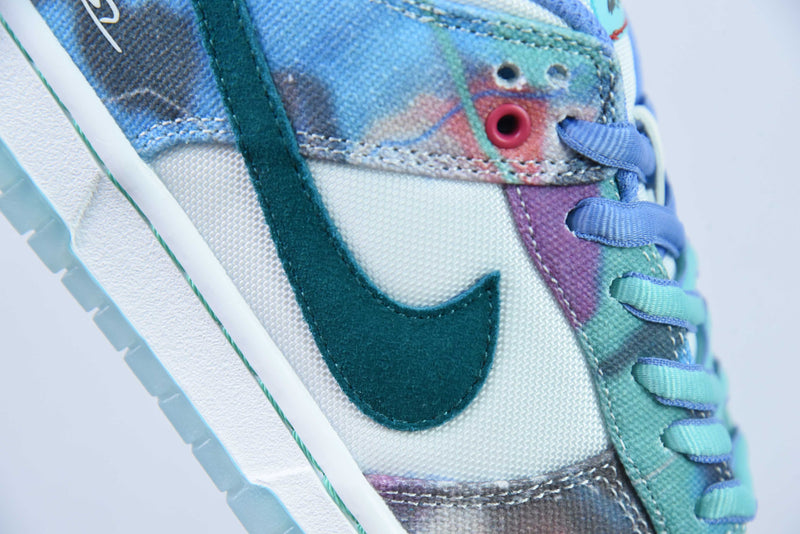 Nike SB Dunk Low Futura Laboratories Bleached Aqua