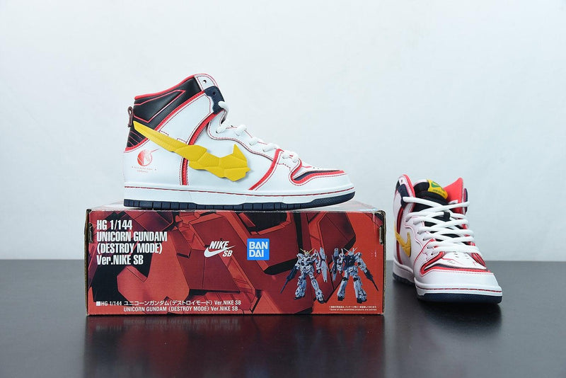 Nike SB Dunk High RX-0 Unicorn Gundam