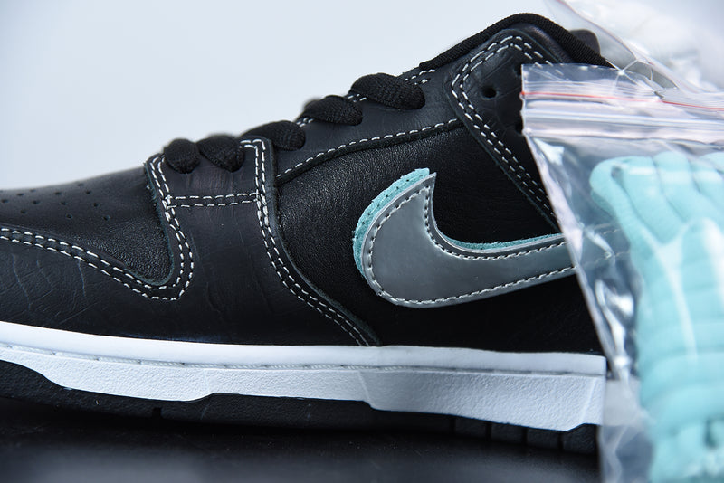 Nike SB Dunk Low Diamond Supply Co. Black Diamond