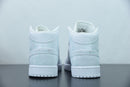 Nike Air Jordan 1 - Mid Triple White