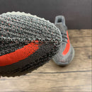 adidas - Yeezy 350 Boost V2 'Beluga'