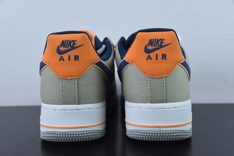 Nike Air Force Low SP Undefeated 5 On It Dunk vs. AF1