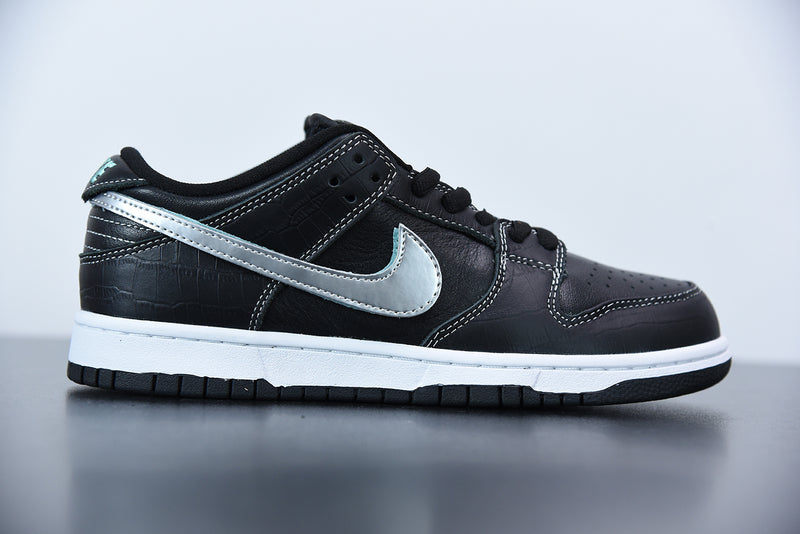 Nike SB Dunk Low Diamond Supply Co. Black Diamond