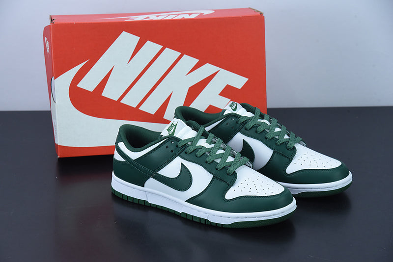 Nike Dunk Low "Michigan State"