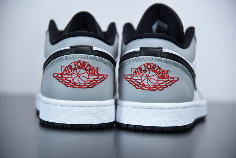 Nike Air Jordan 1 - Low Light Smoke