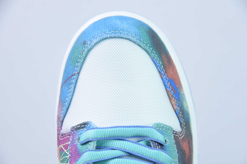 Nike SB Dunk Low Futura Laboratories Bleached Aqua