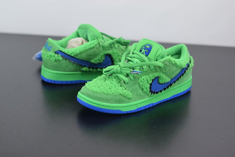 Nike SB Dunk Low Grateful Dead Bears Green