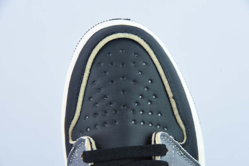 Nike Air Jordan 1 - Low SE "EXC Black Smoke Grey"