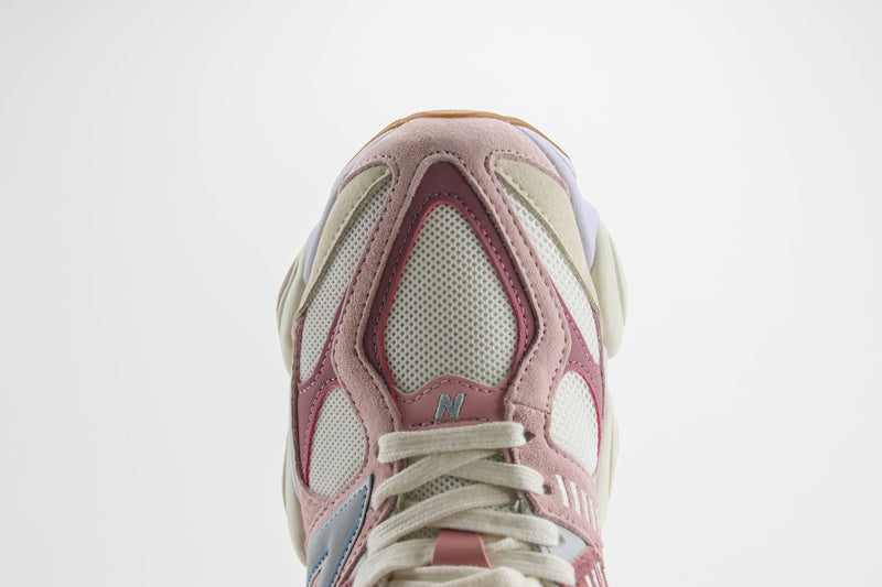New Balance 9060 Flat Taupe Light Sparrow (Foot Locker Exclusive)