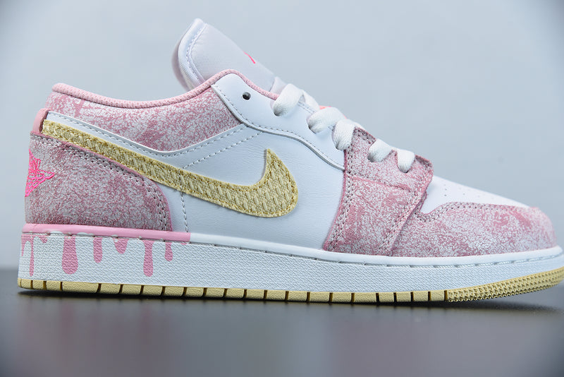 Nike Air Jordan 1 - Low GS Strawberry Ice Cream