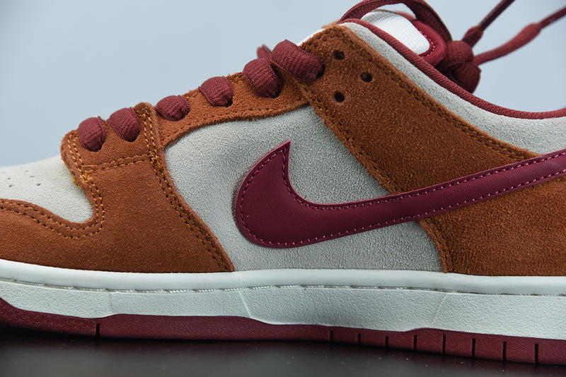 Nike SB Dunk Low Pro Dark Russet Cedar