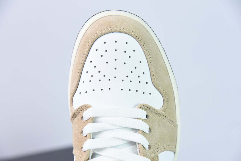 Nike Air Jordan 1 - Low Brown Elephant