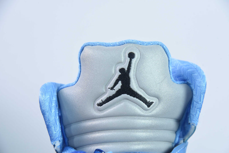 Nike Air Jordan 5  - Retro UNC University Blue