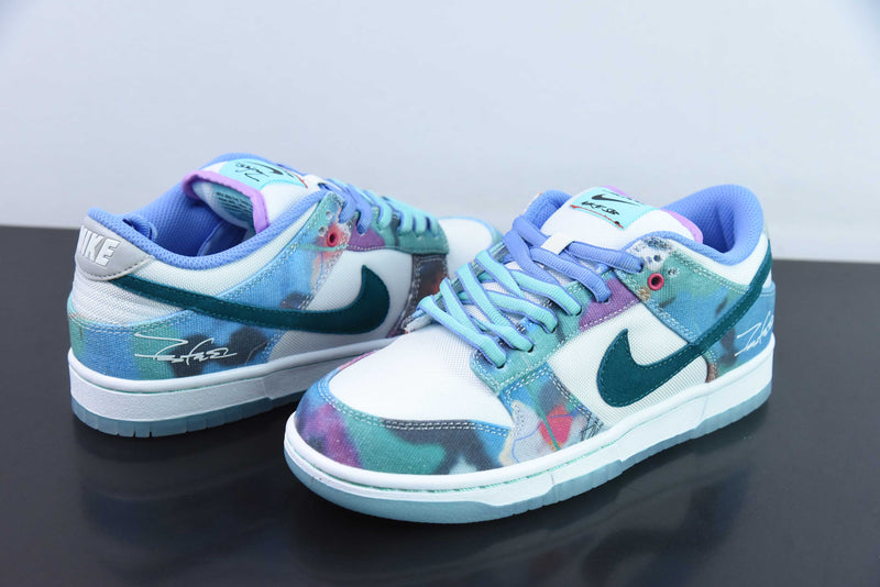 Nike SB Dunk Low Futura Laboratories Bleached Aqua