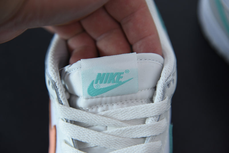 Nike SB Dunk Low GS "White Crimson Bliss"