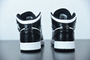 Nike Air Jordan 1 - Mid Carbon Fiber