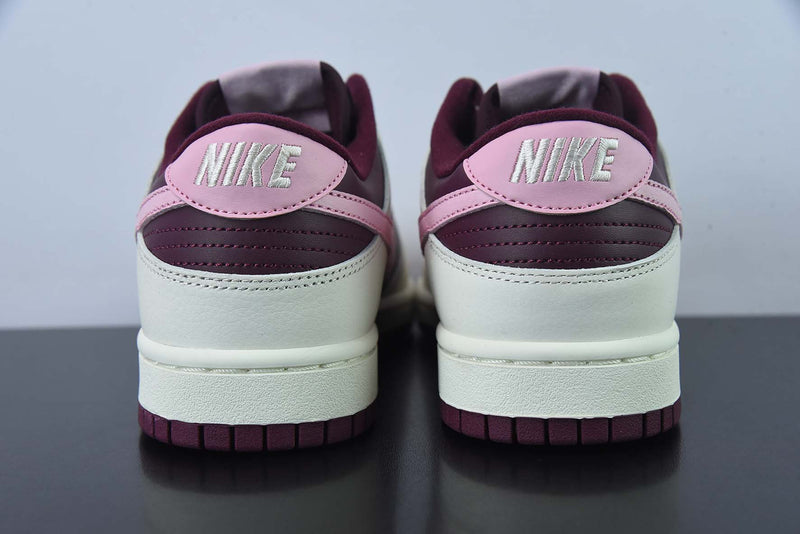 Nike Dunk Low Valentine's Day (2023)