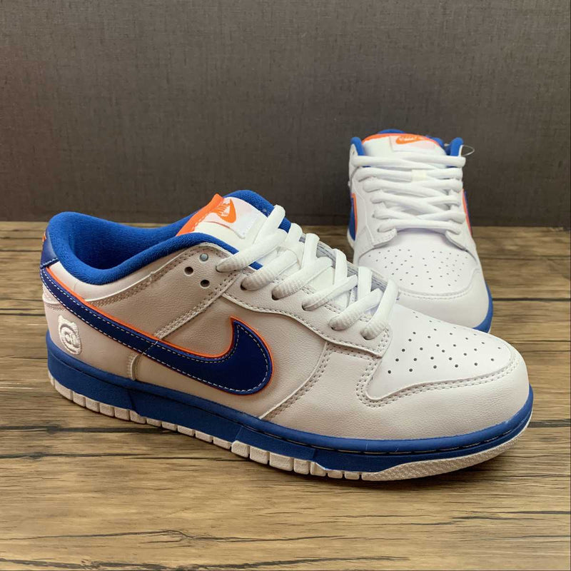 Nike SB Dunk Low Medicom 1