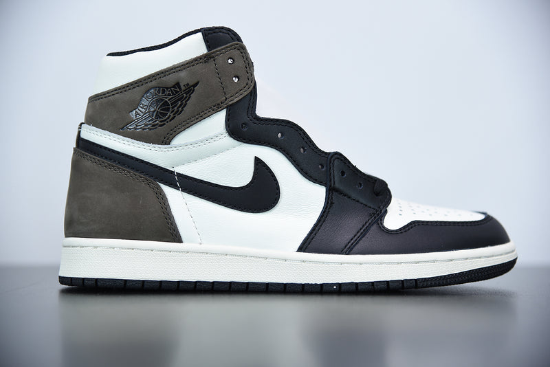 Nike Air Jordan 1 - Retro High Dark Mocha