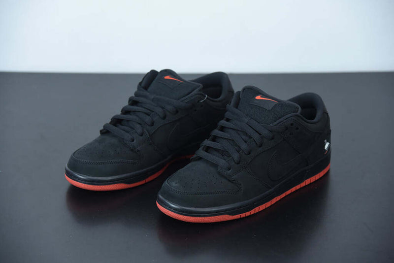 Nike SB Dunk Low Black Pigeon