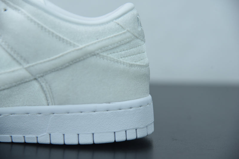 Nike Dunk Low Dover Street Market Triple White Velvet