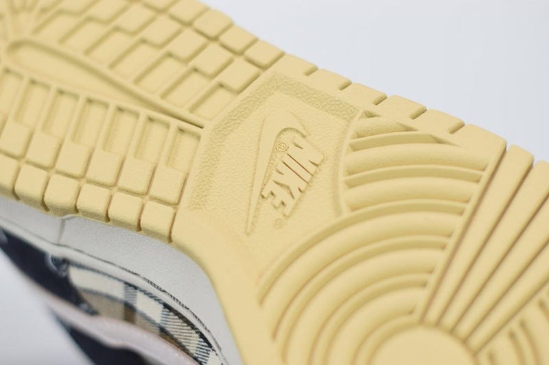 Nike SB Dunk Low x Travis Scott (Special box)