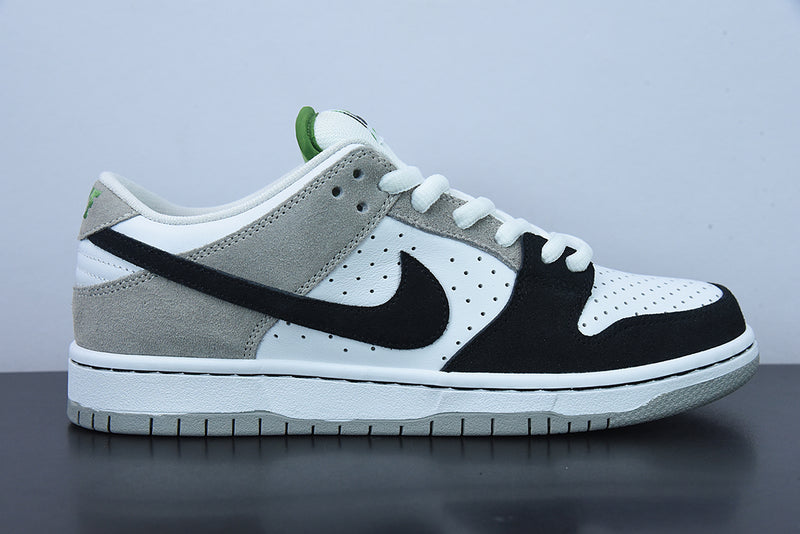 Nike SB Dunk Low Chlorophyll