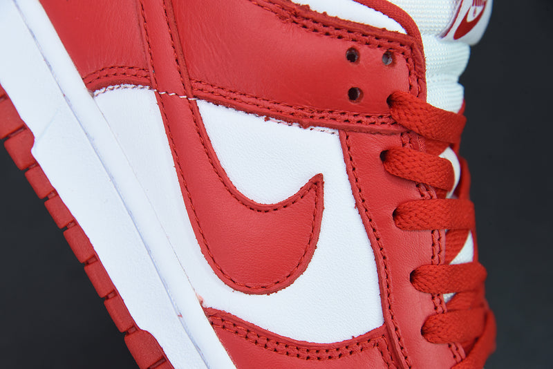 Nike SB Dunk Low University Red Gum