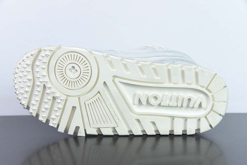 Louis Vuitton LV Trainer Maxi Sneaker Cinza